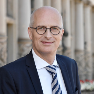 DR. PETER TSCHENTSCHER